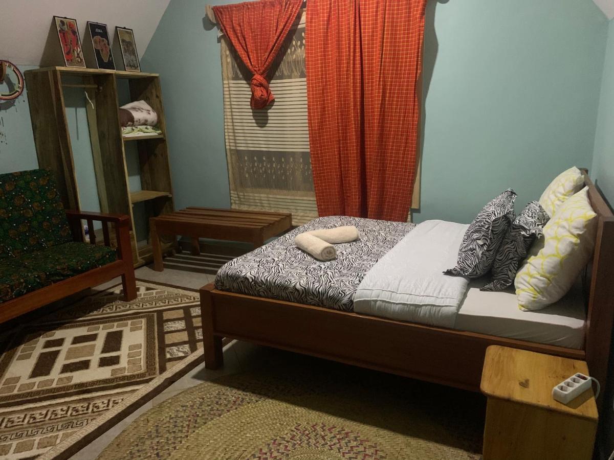 David Crater Homestay Lushoto Экстерьер фото