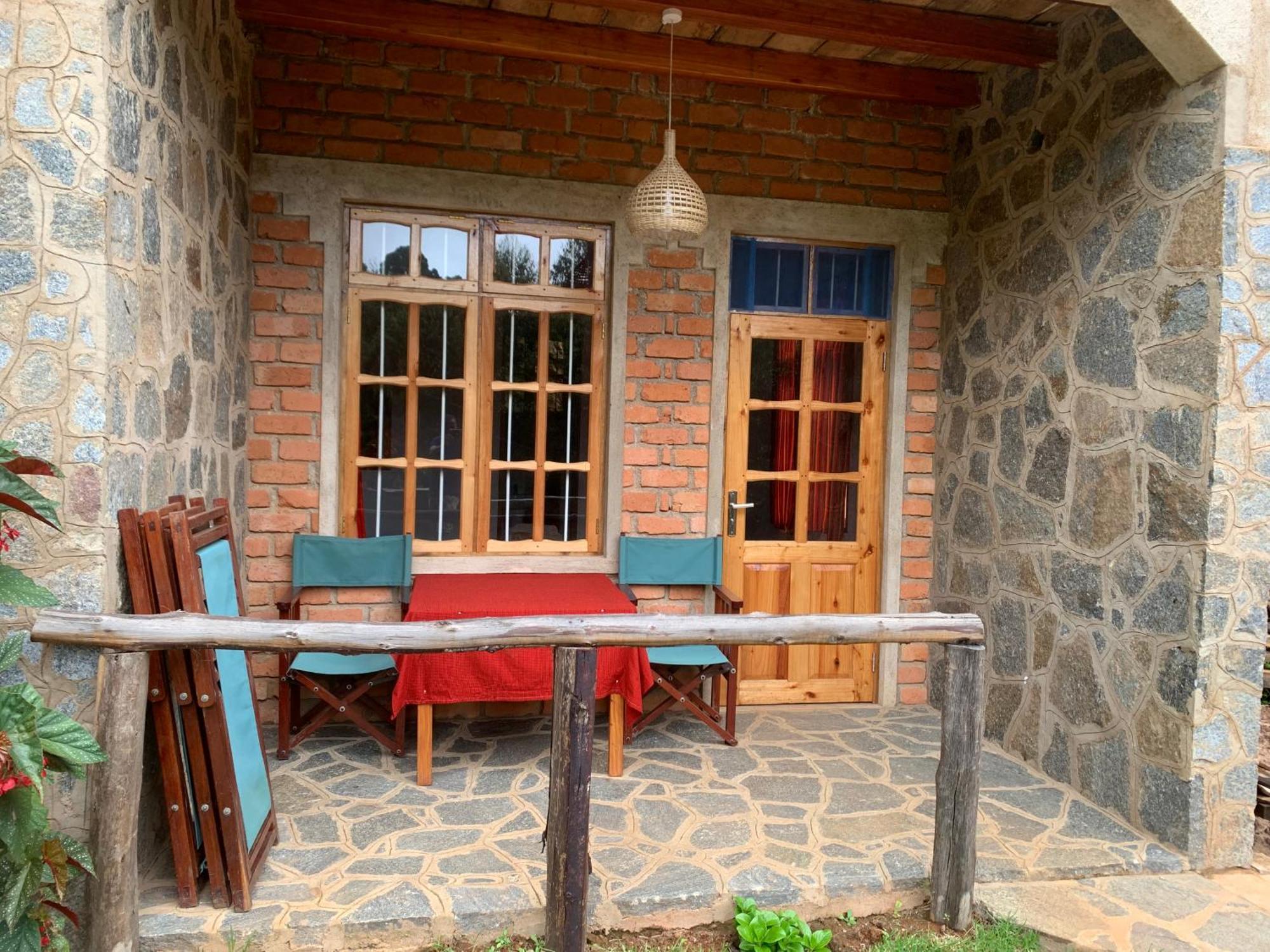 David Crater Homestay Lushoto Экстерьер фото